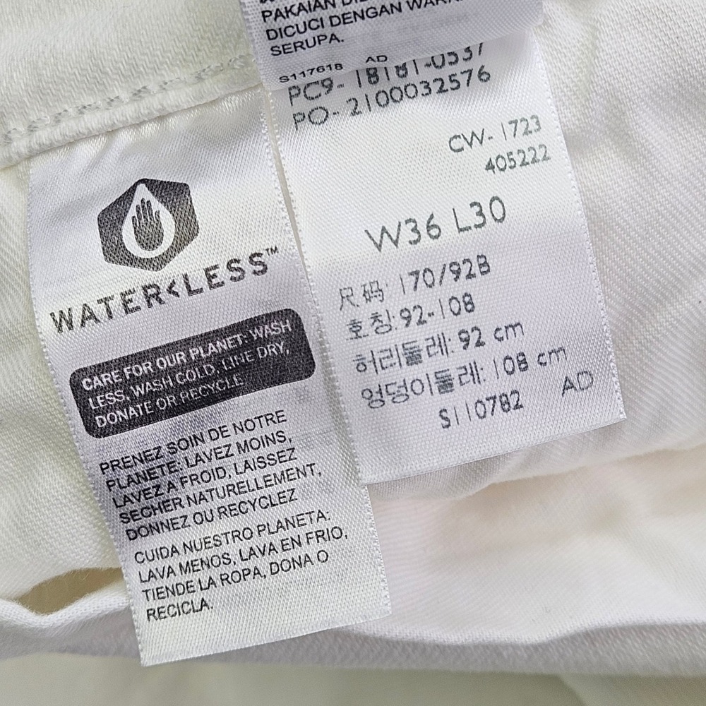 Levi's 541 Athletic Taper Jeans Mens 36x30 White Stretch Flex Denim 18181-0537 - Picture 2 of 16